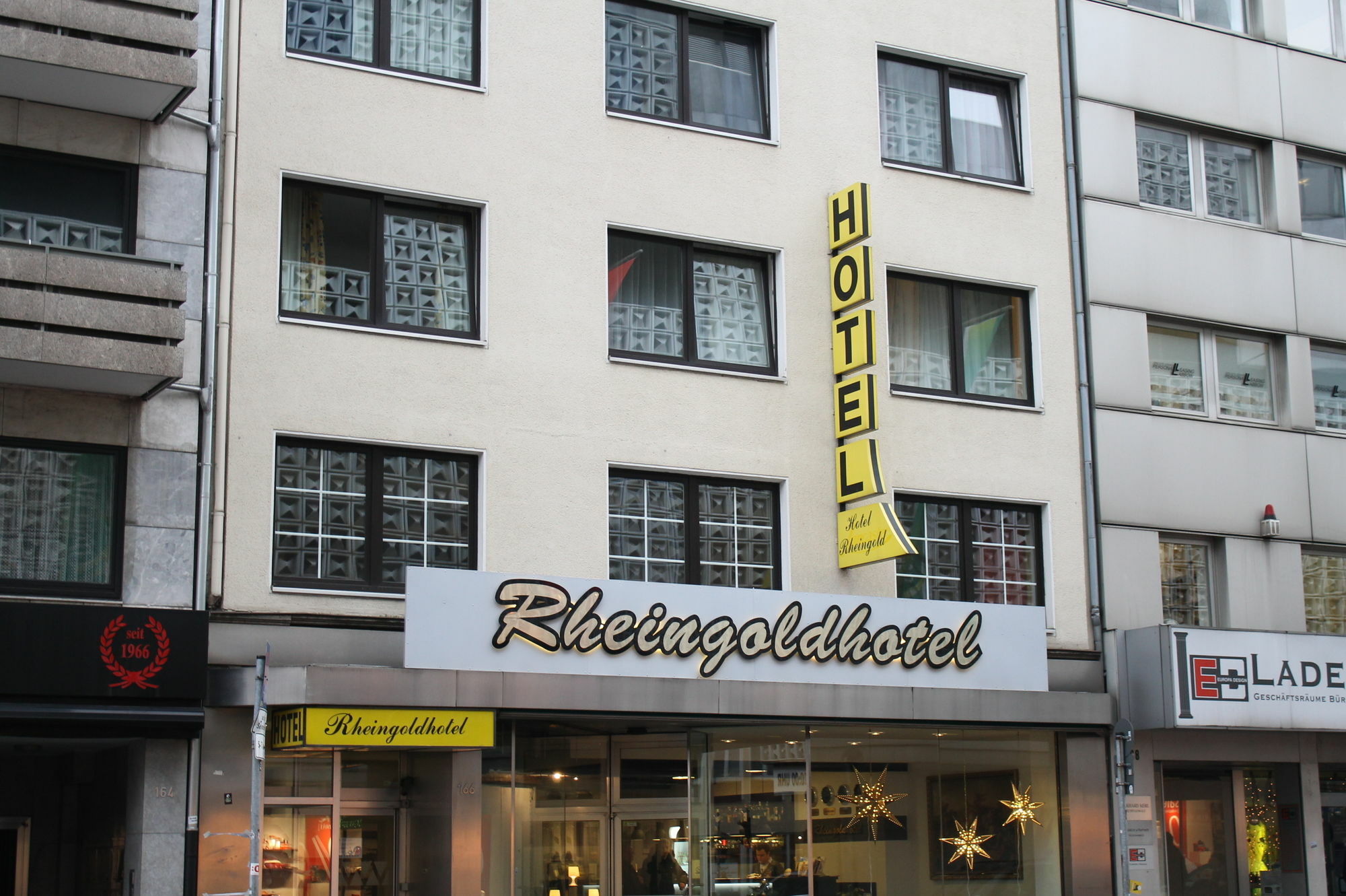 Rheinmetropole Hotel Düsseldorf Exterior foto